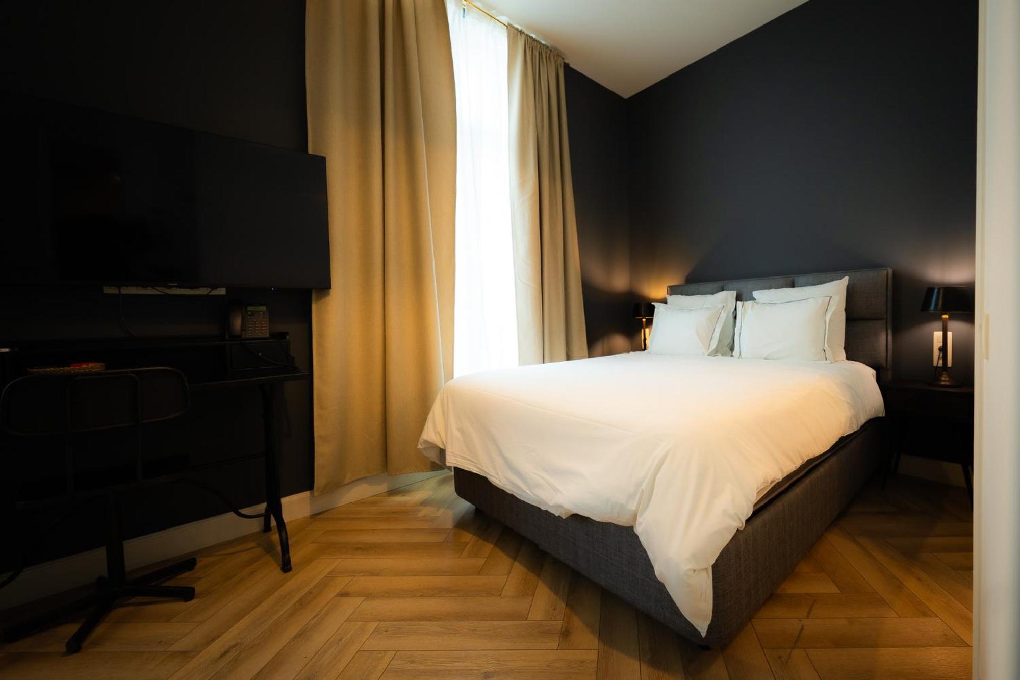 Hotel Grand Place Mons Exterior photo